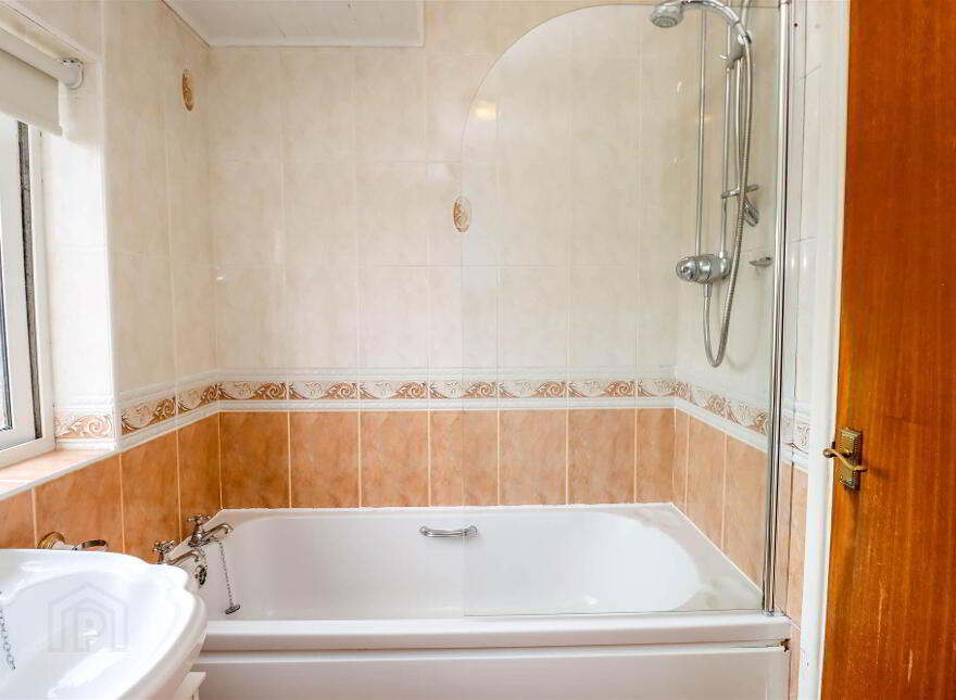 8 Wanstead Road, Dundonald, Belfast, BT16 2EJ