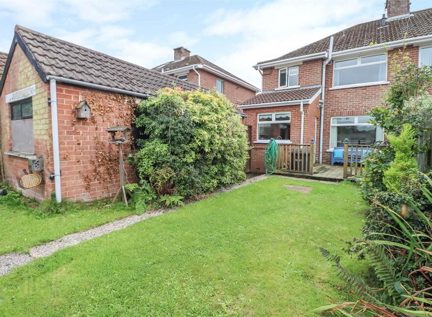 8 Wanstead Road, Dundonald, Belfast, BT16 2EJ