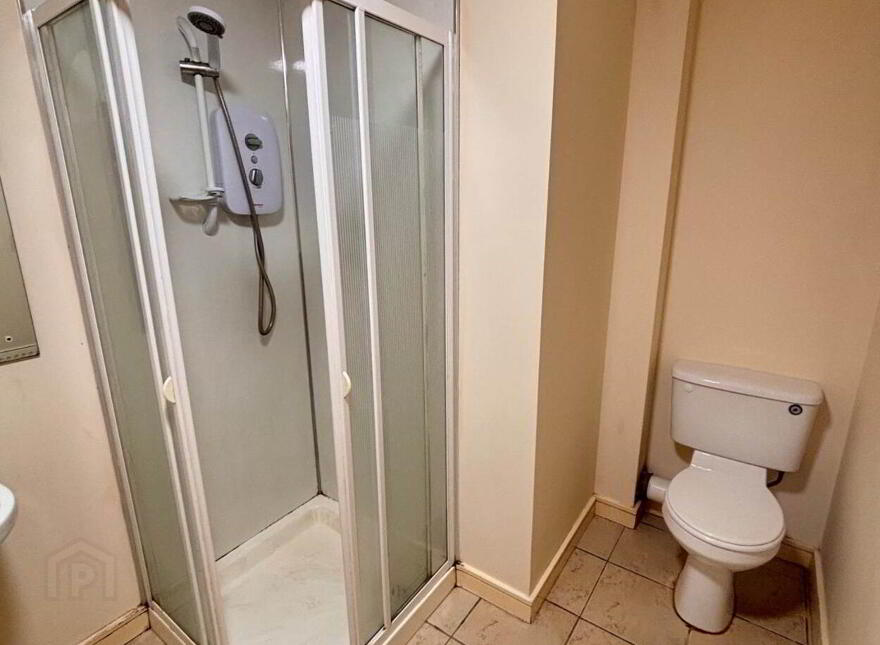 17 Riverview Apartments, Artana Street, Belfast, BT7 2FF