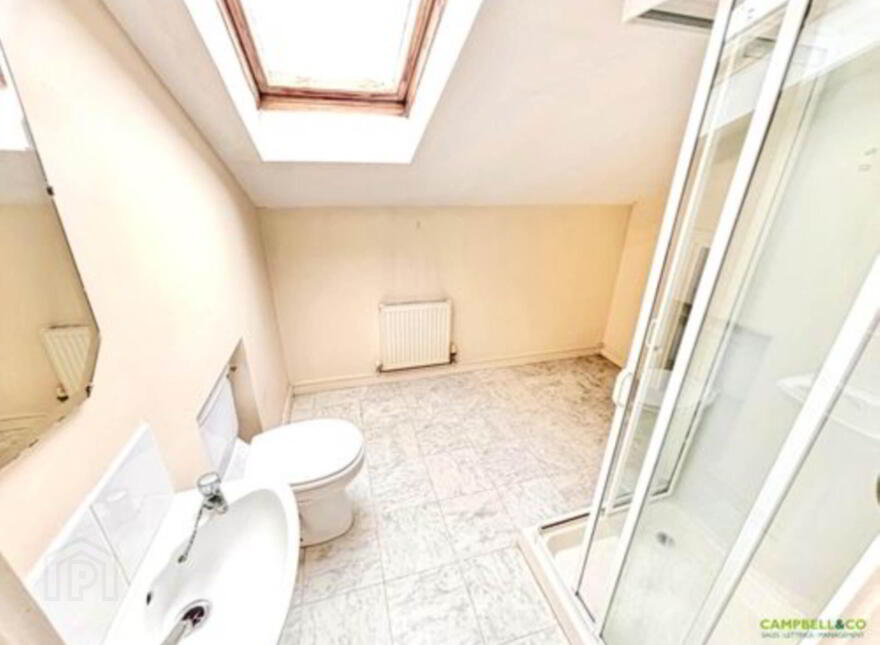 17 Riverview Apartments, Artana Street, Ormeau, Belfast, BT7 2FF