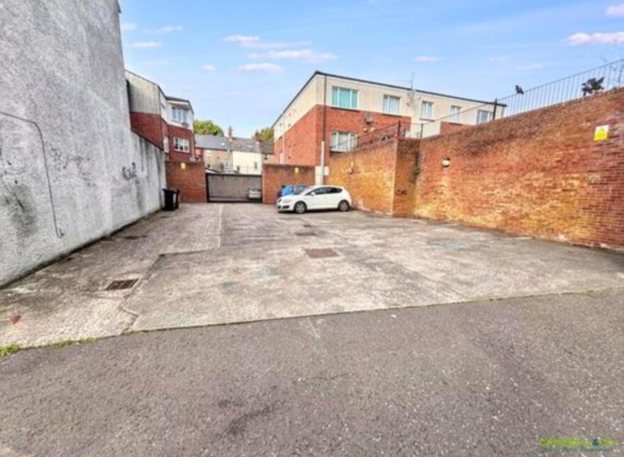 17 Riverview Apartments, Artana Street, Ormeau, Belfast, BT7 2FF