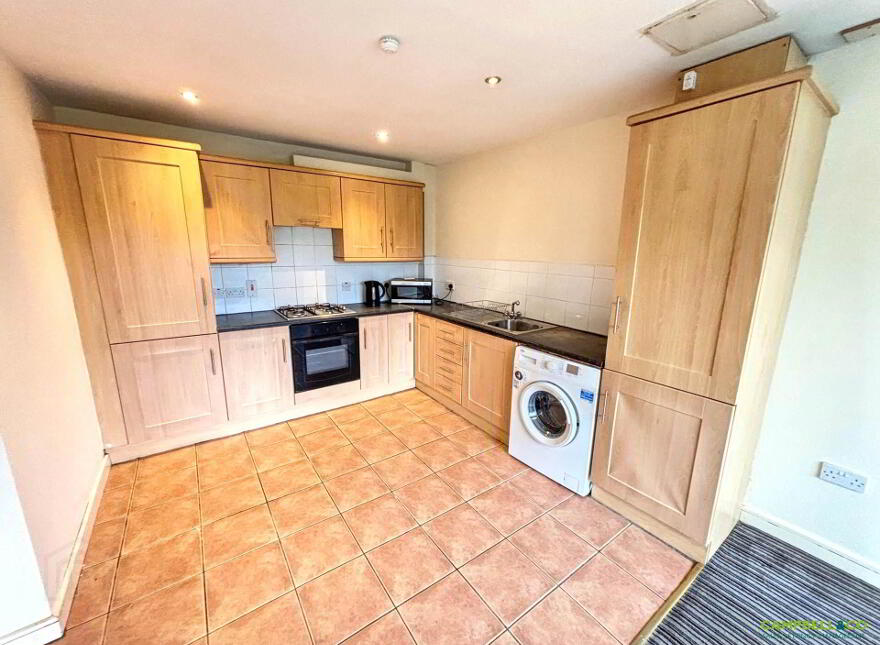17 Riverview Apartments, Artana Street, Ormeau, Belfast, BT7 2FF