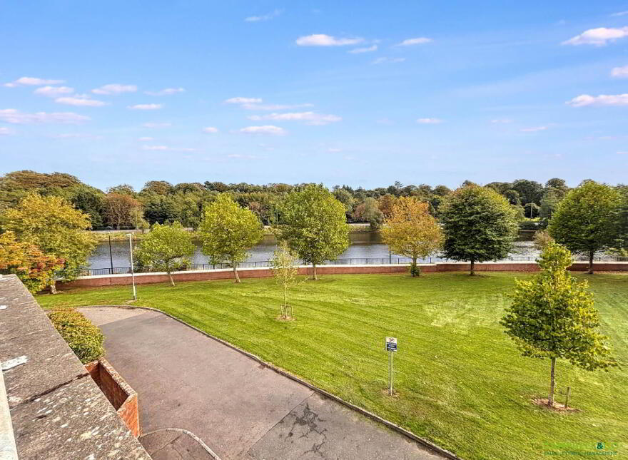 17 Riverview Apartments, Artana Street, Ormeau, Belfast, BT7 2FF
