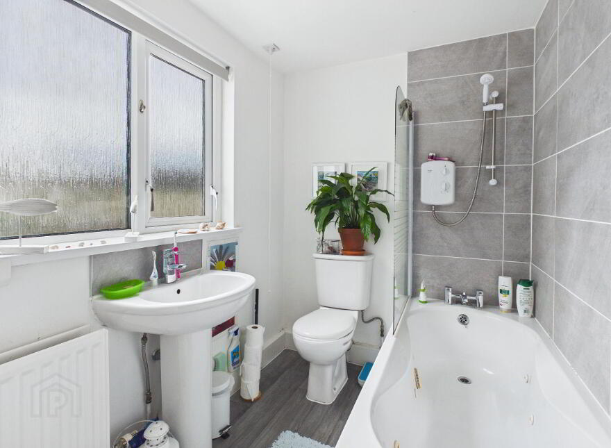 15 Hazelbrook Avenue, Bangor, BT20 3HZ