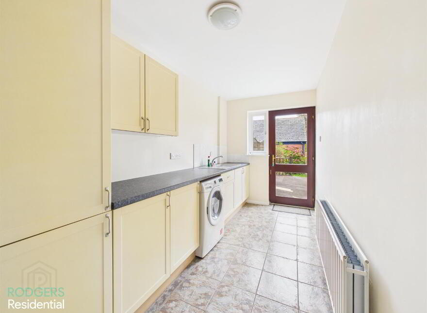12 Station Square, Helens Bay, BT19 1TN