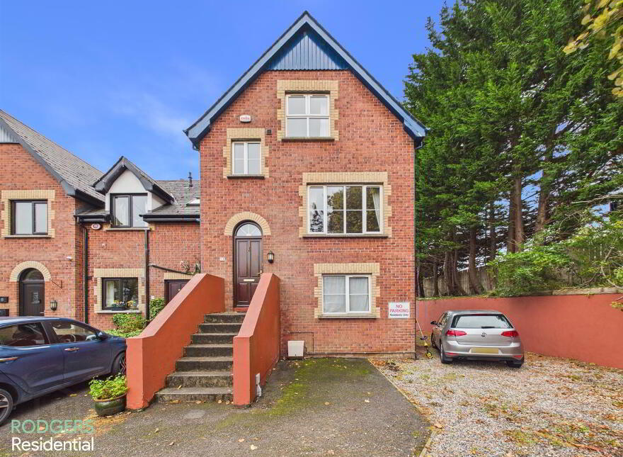 12 Station Square, Helens Bay, BT19 1TN
