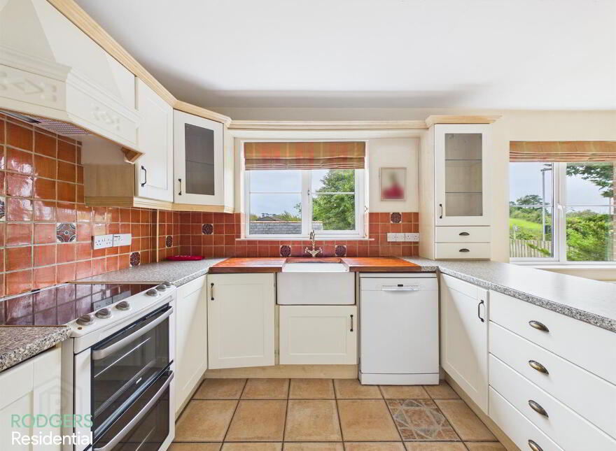 12 Station Square, Helens Bay, BT19 1TN