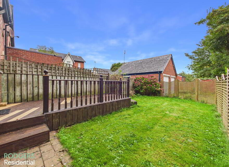12 Station Square, Helens Bay, BT19 1TN