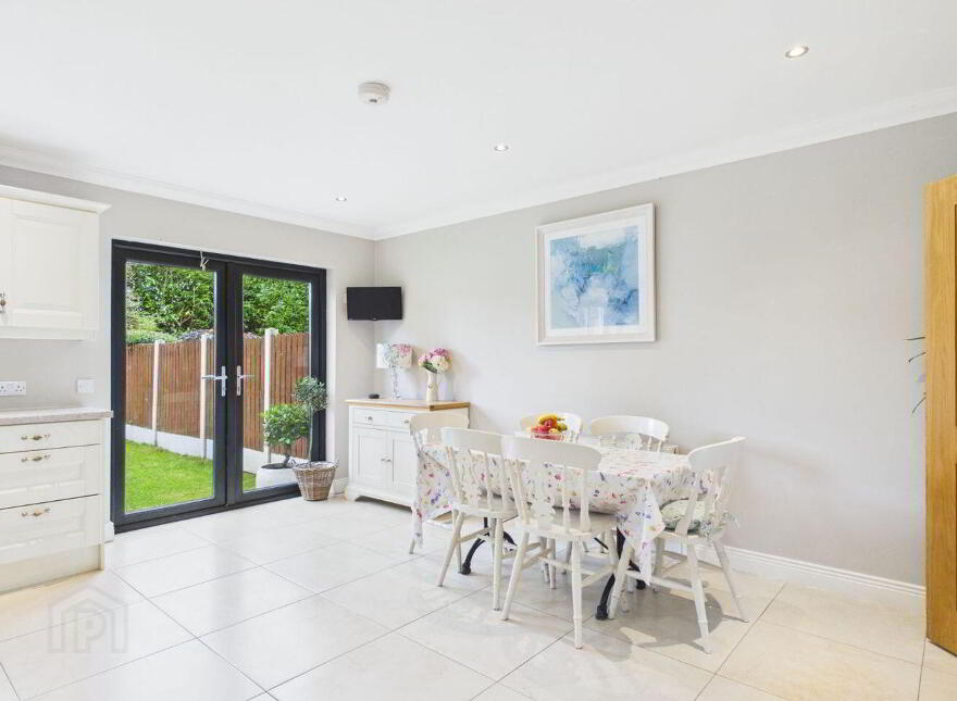 8 Carraig Linn, Caheronaun, H62RF80