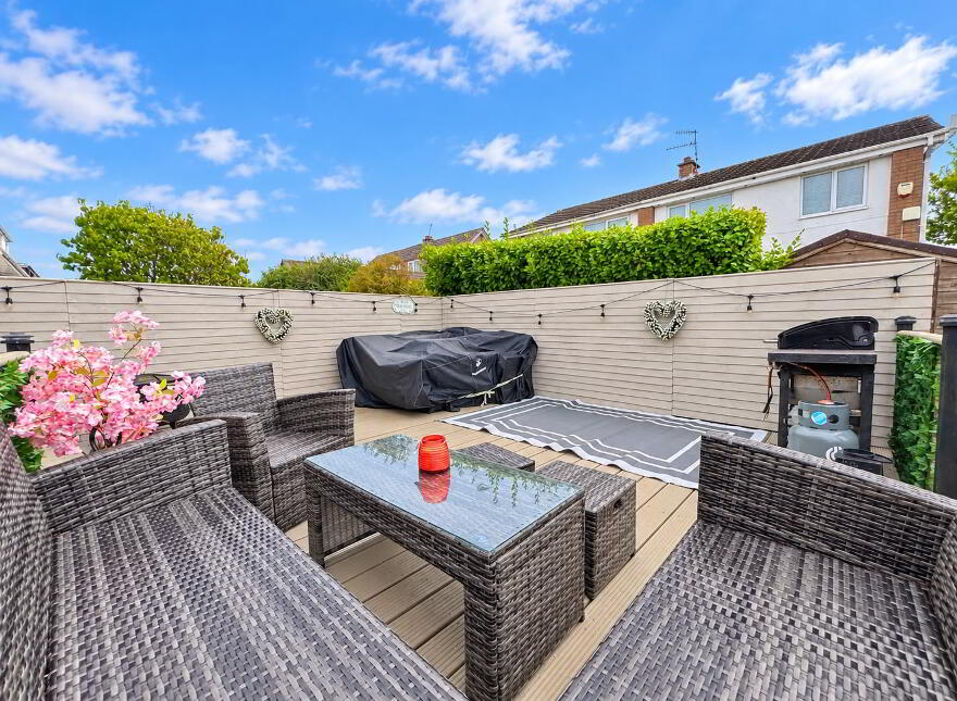 28 Gannet Way, Carrickfergus, BT38 7RT