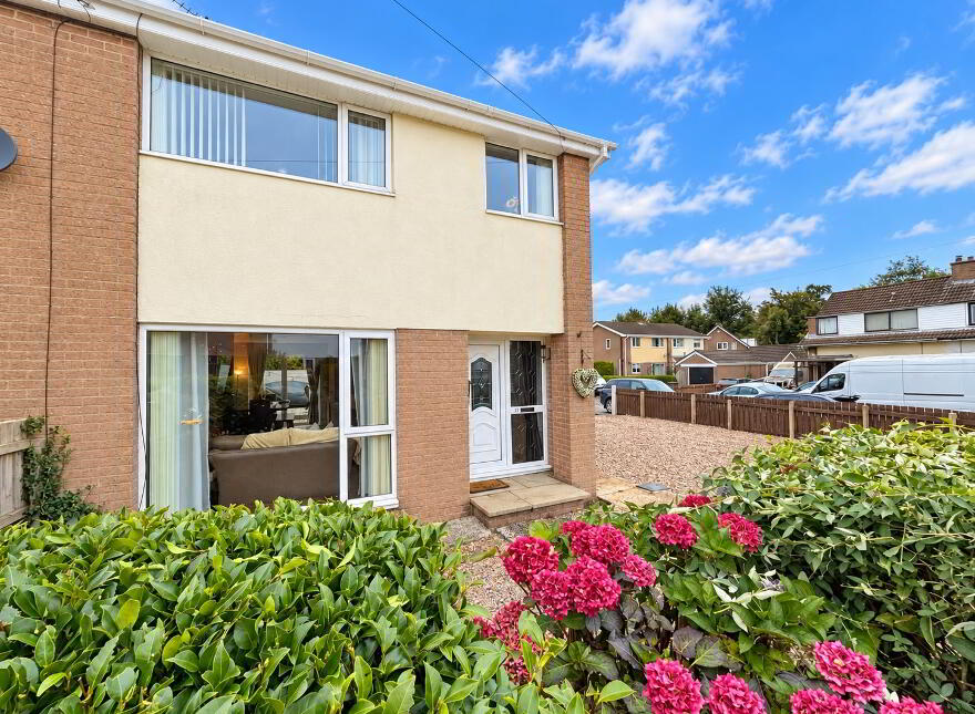 28 Gannet Way, Carrickfergus, BT38 7RT