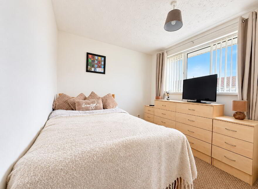28 Gannet Way, Carrickfergus, BT38 7RT