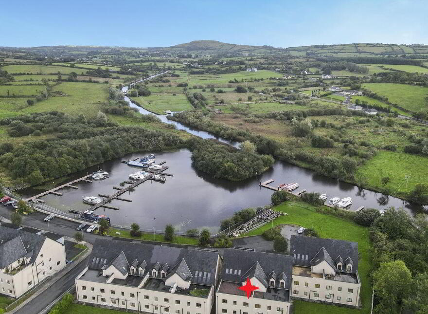 9 The Waterfront, Leitrim Village, Drumshanbo, N41XW35