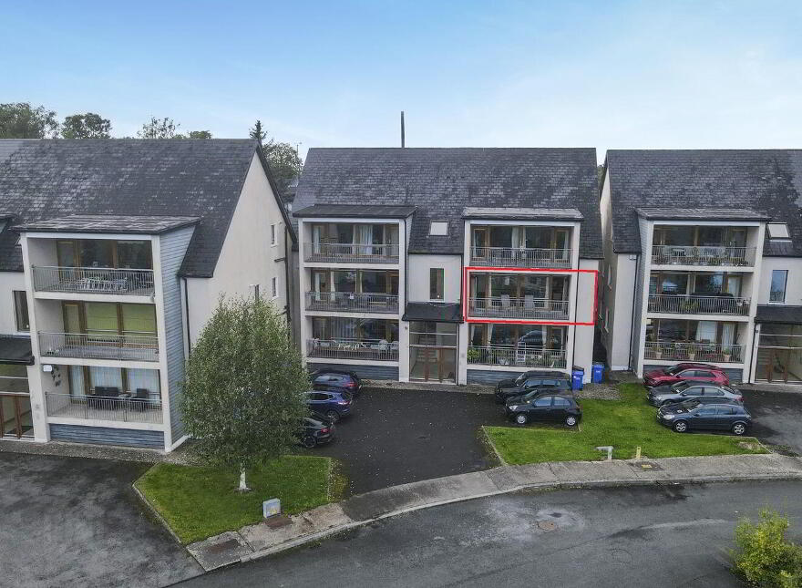 9 The Waterfront, Leitrim Village, Drumshanbo, N41XW35