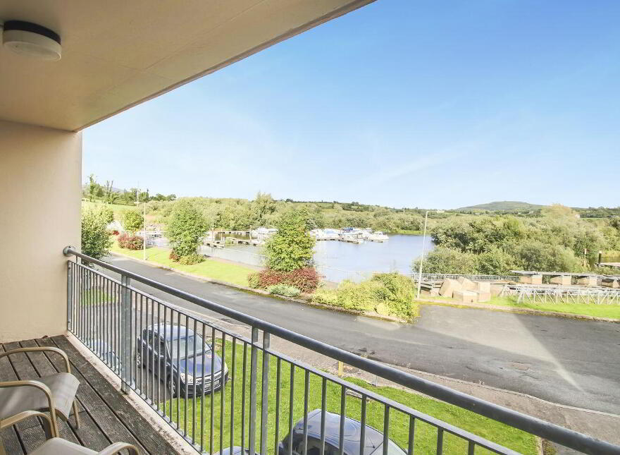 9 The Waterfront, Leitrim Village, Drumshanbo, N41XW35