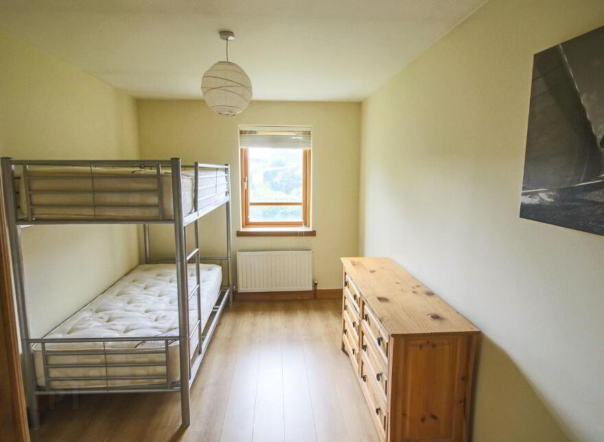9 The Waterfront, Leitrim Village, Drumshanbo, N41XW35