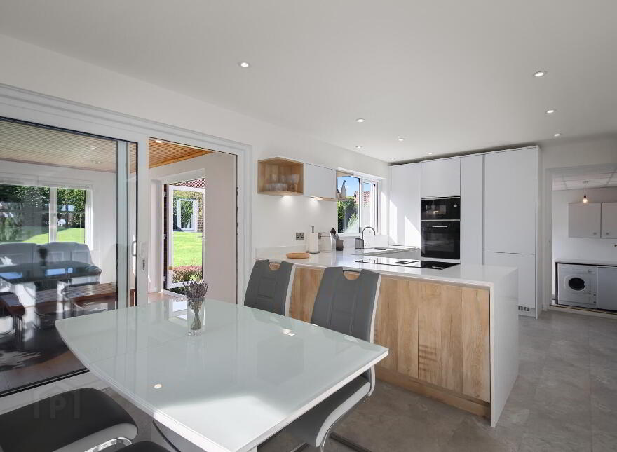 18 Meadow Court, Ballygowan, Newtownards, BT23 5XR