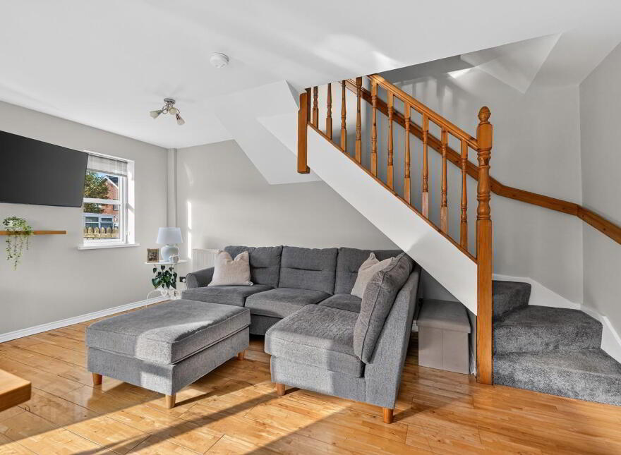 19 Whitethorn Avenue, Newtownards, BT23 8WT