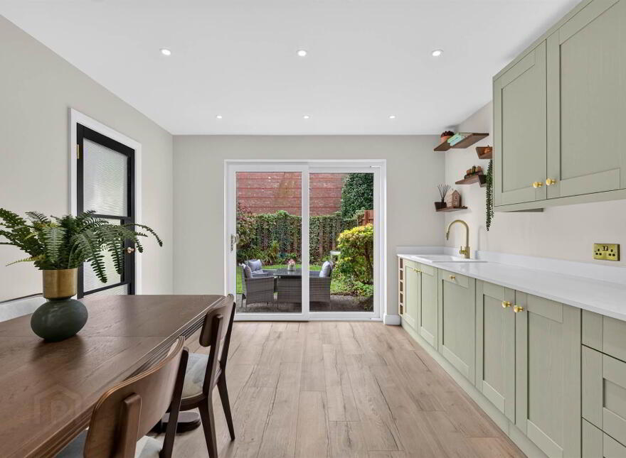 4 Briarwood Park, Gilnahirk, Belfast, BT5 7HZ