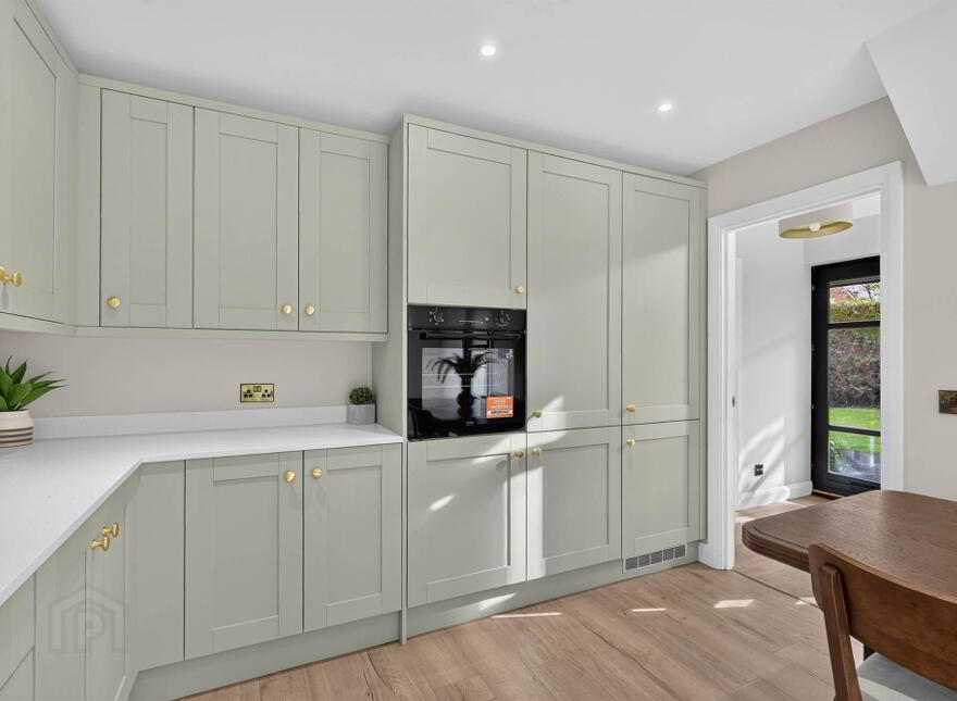 4 Briarwood Park, Gilnahirk, Belfast, BT5 7HZ