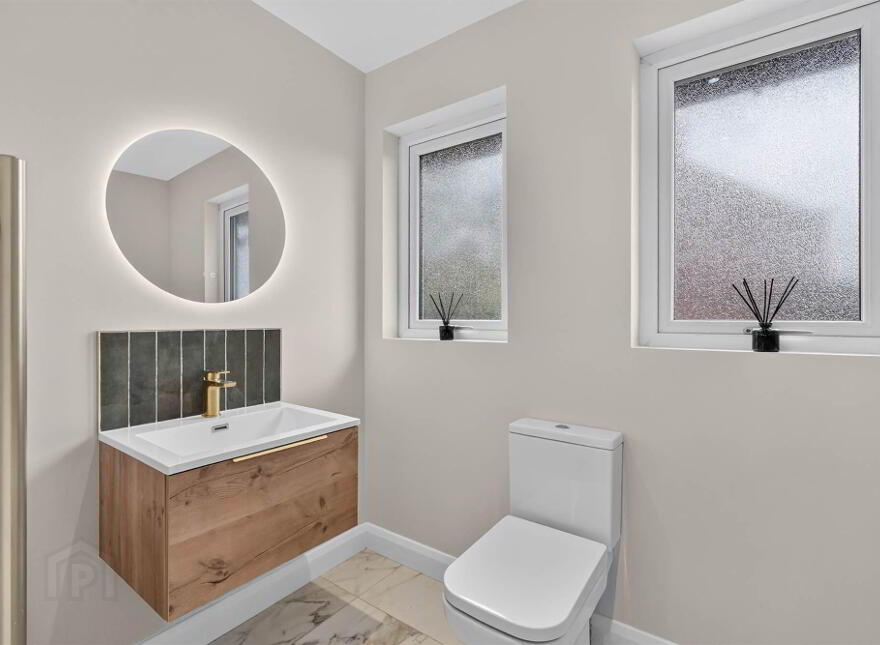 4 Briarwood Park, Gilnahirk, Belfast, BT5 7HZ