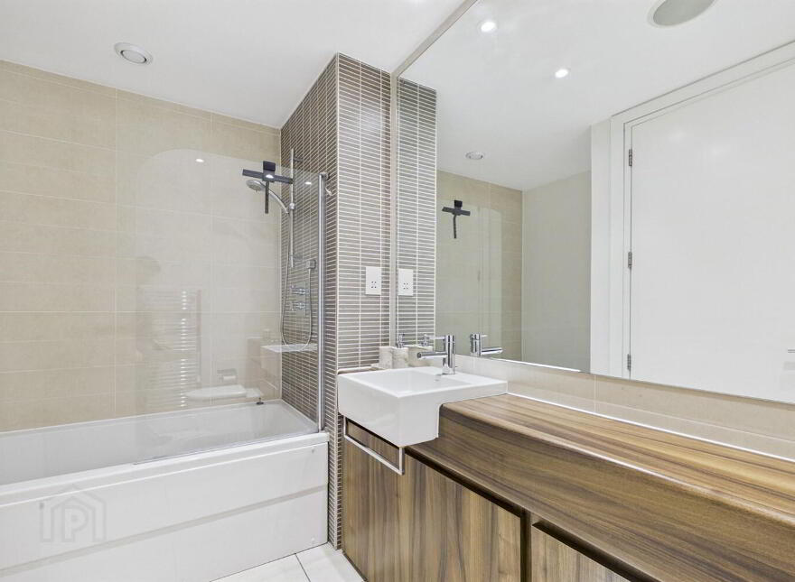 Apartment 7.05 The Arc 2H Queens Road, Belfast, BT3 9FJ