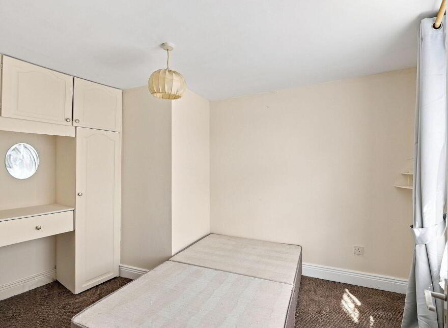 Flat 1, 10 Court Street, Enniscorthy, Y21ET3C