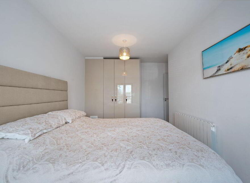 9 Spanish Walk, Convent Garden, Kinsale, P17A598