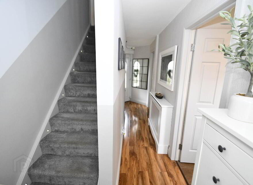 8 Cluain Mor Drive, Belfast, BT12 7UG