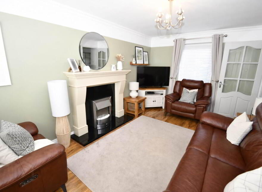 8 Cluain Mor Drive, Belfast, BT12 7UG