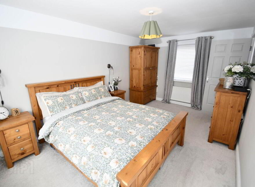 8 Cluain Mor Drive, Belfast, BT12 7UG