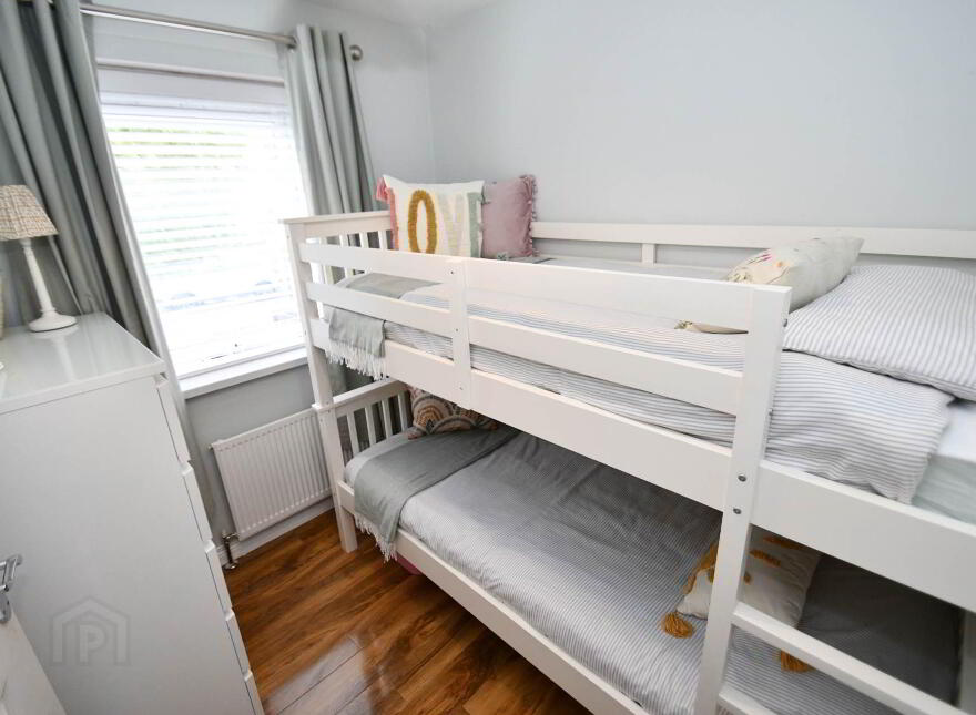 8 Cluain Mor Drive, Belfast, BT12 7UG