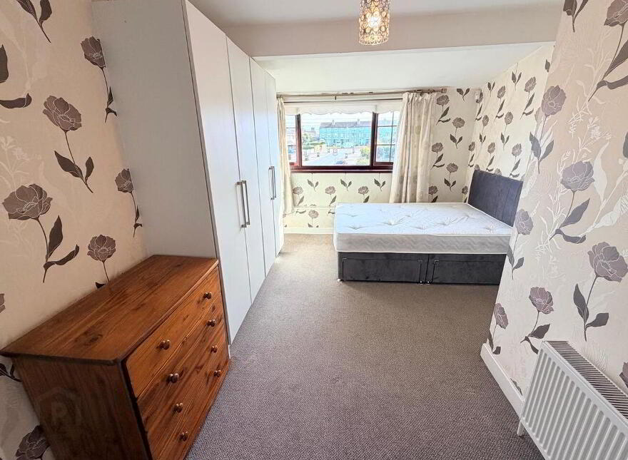 222 Lower Pouladuff Road, The Lough, T12K6F8