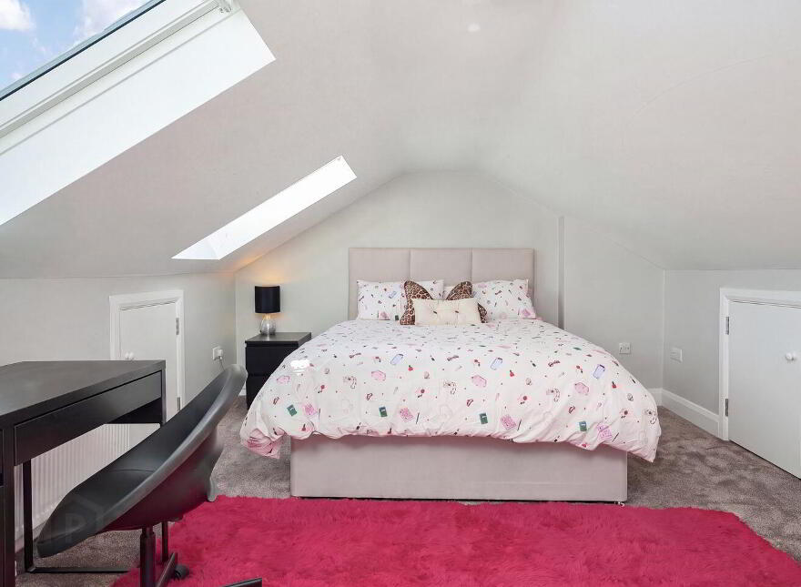 33 Heatherview Lawn, Aylesbury, Aylesbury, D24
