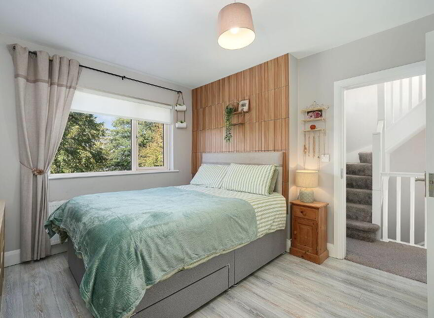 33 Heatherview Lawn, Aylesbury, Aylesbury, D24