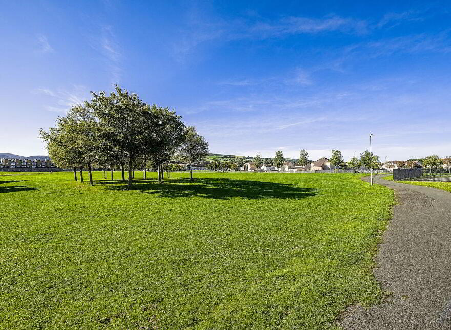 33 Heatherview Lawn, Aylesbury, Aylesbury, D24