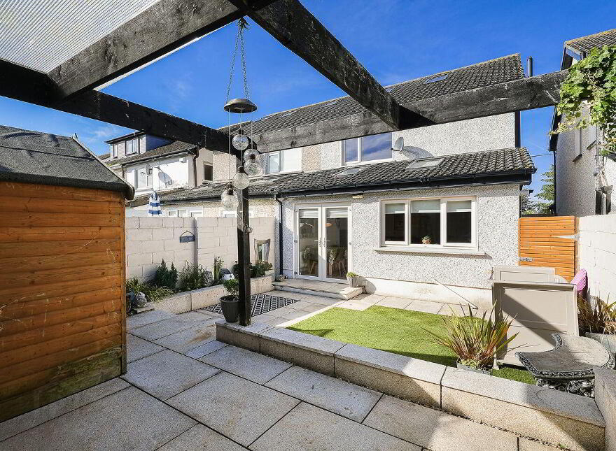33 Heatherview Lawn, Aylesbury, Aylesbury, D24