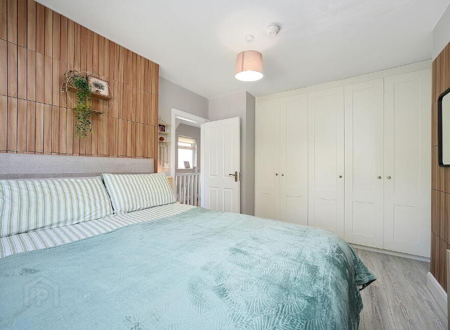 33 Heatherview Lawn, Aylesbury, Aylesbury, D24