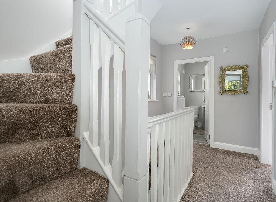 33 Heatherview Lawn, Aylesbury, Aylesbury, D24