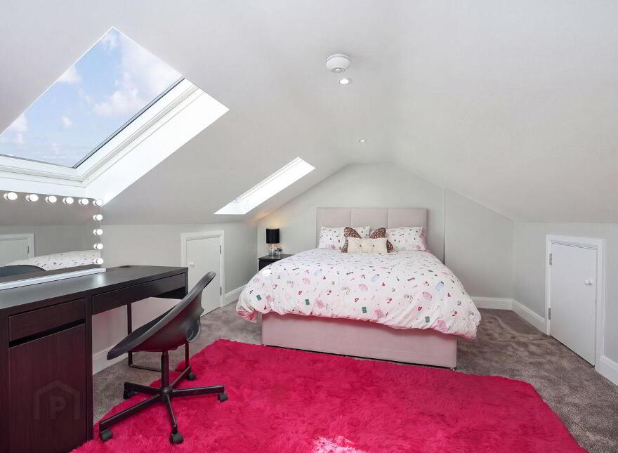 33 Heatherview Lawn, Aylesbury, Aylesbury, D24