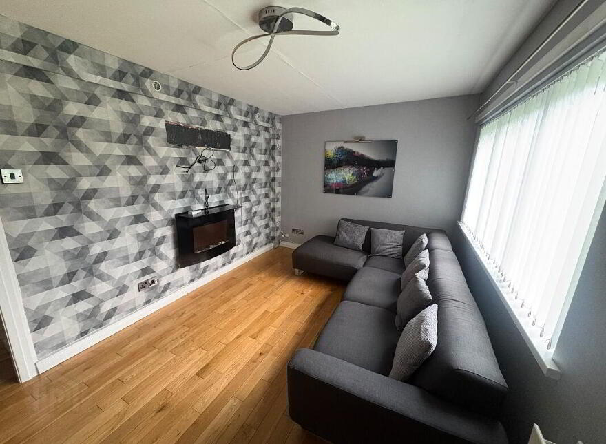 23b Sheskin Way, Belfast, BT6 0ER