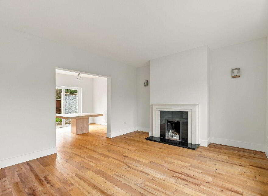 14 The Grove, Curragh Grange, Newbridge, W12VP28