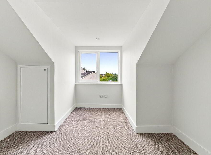 14 The Grove, Curragh Grange, Newbridge, W12VP28