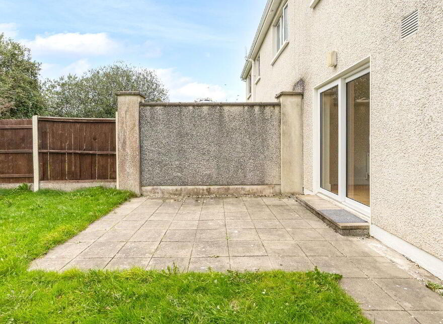 14 The Grove, Curragh Grange, Newbridge, W12VP28