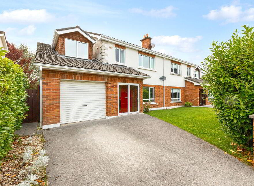 14 The Grove, Curragh Grange, Newbridge, W12VP28