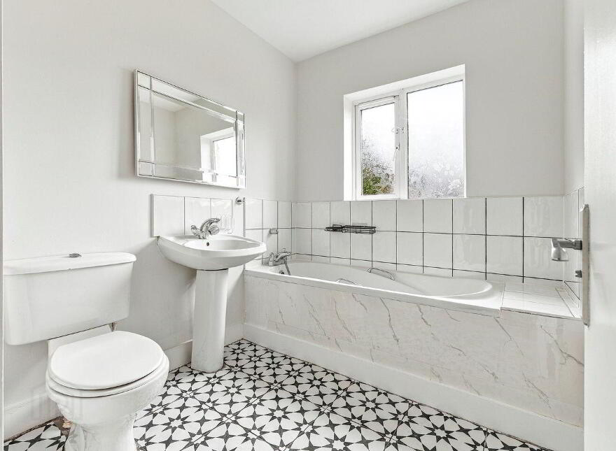 14 The Grove, Curragh Grange, Newbridge, W12VP28