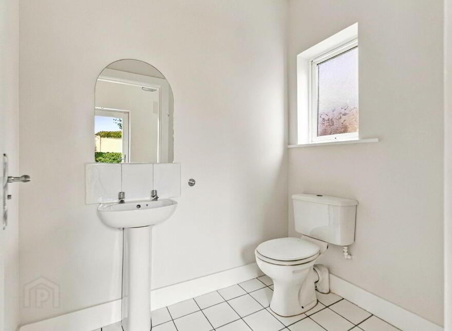 14 The Grove, Curragh Grange, Newbridge, W12VP28
