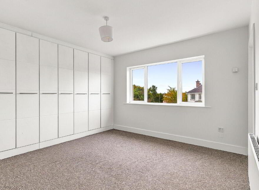 14 The Grove, Curragh Grange, Newbridge, W12VP28