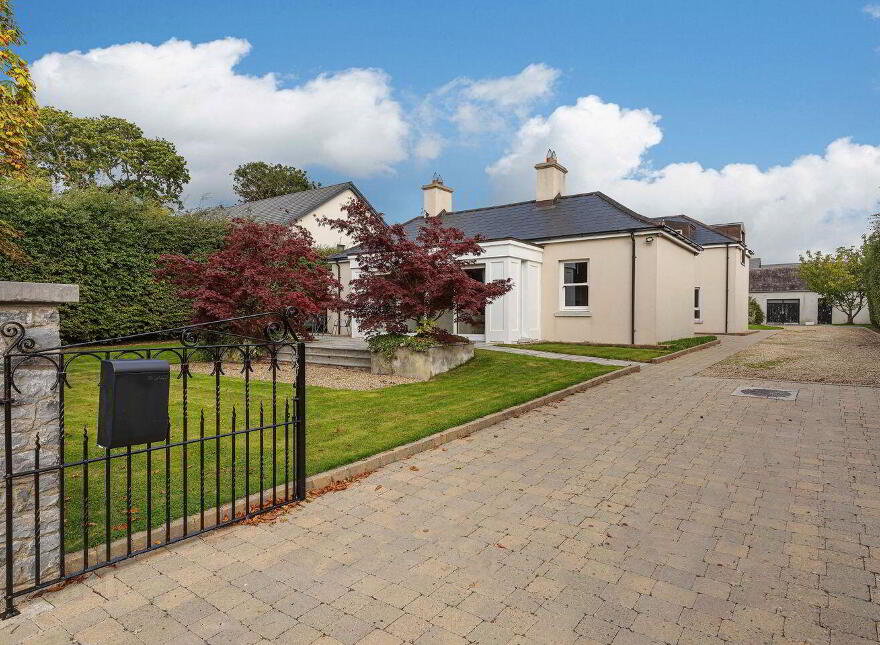 Chestnut House, Rolestown, Rolestown, K67C8Y8