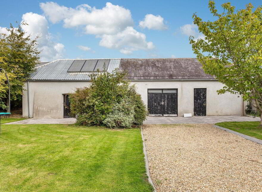 Chestnut House, Rolestown, Rolestown, K67C8Y8